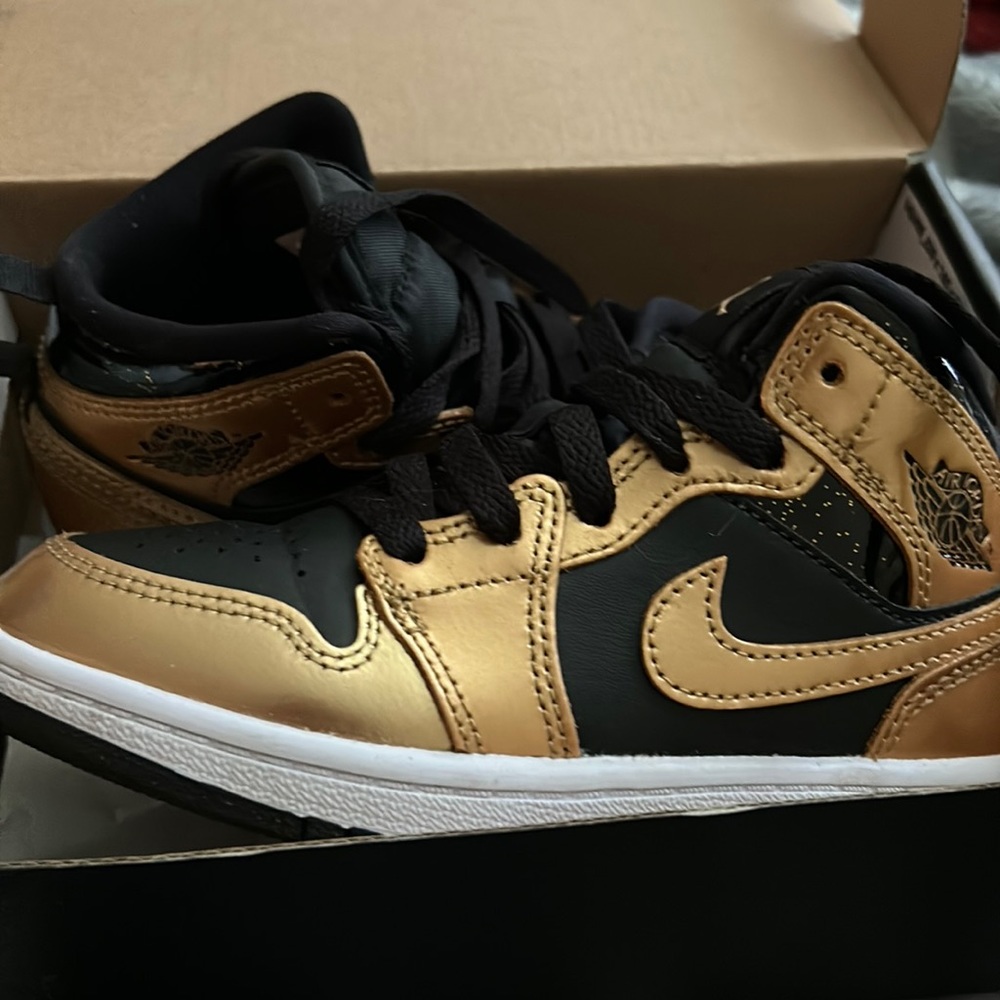 Jordan retro 1